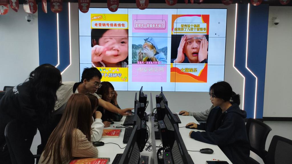 e7dad1775f499b5cdf4b73ad4db25ee1